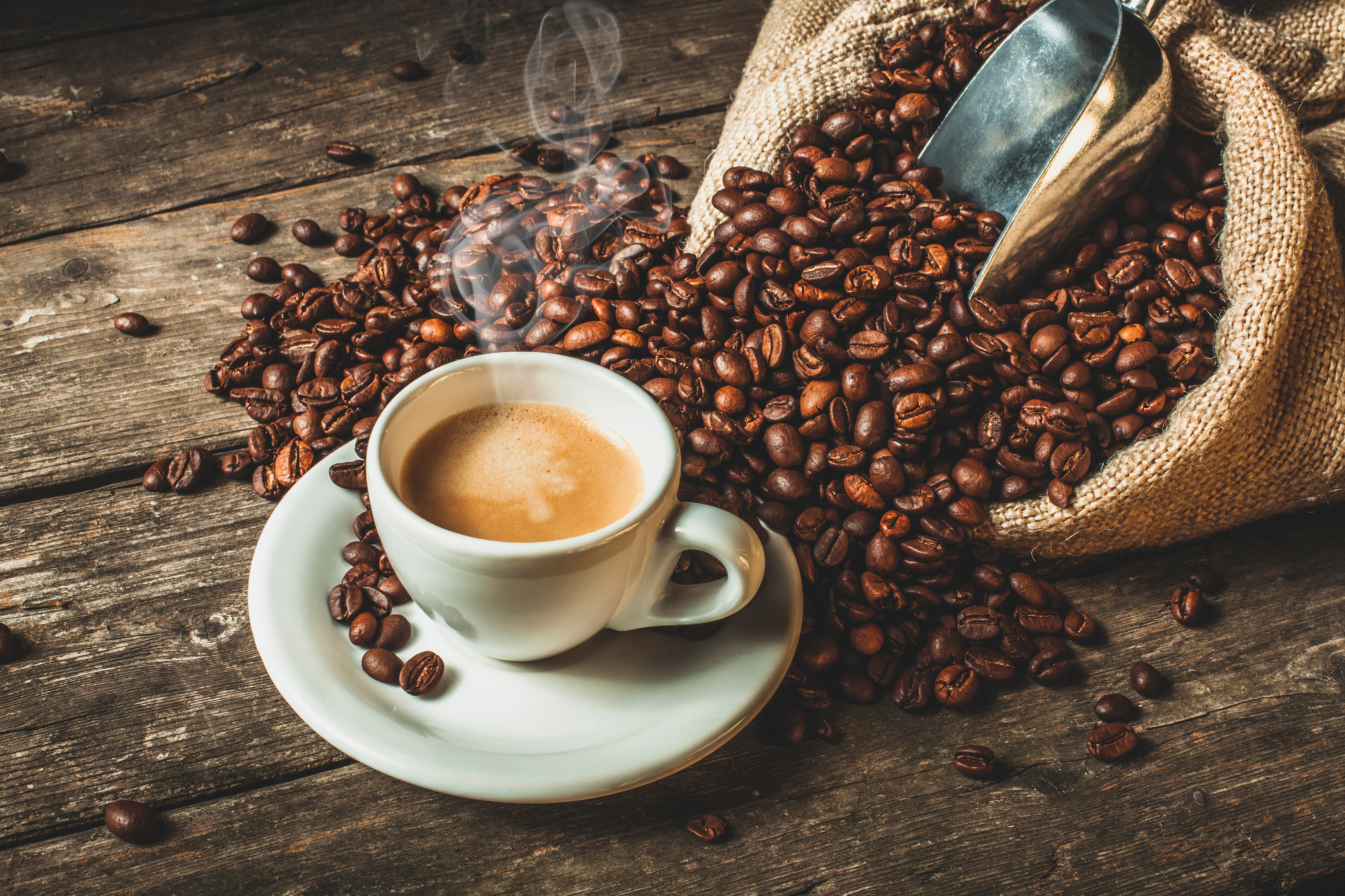 CAFFÈ: BENEFICI E CONTROINDICAZIONI